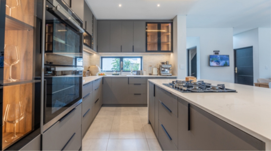 3 Bedroom Property for Sale in Sandown Western Cape